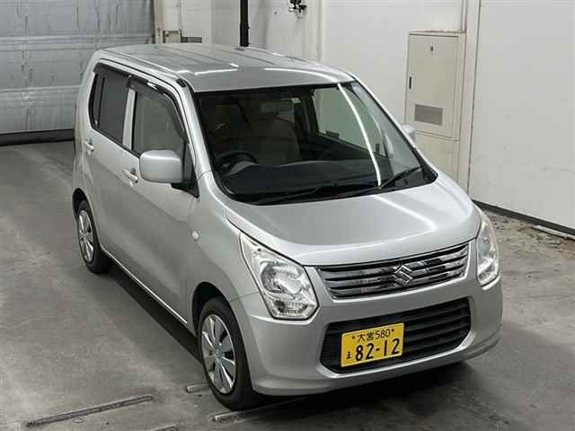 90239 Suzuki Wagon r MH34S 2013 г. (MIRIVE Saitama)